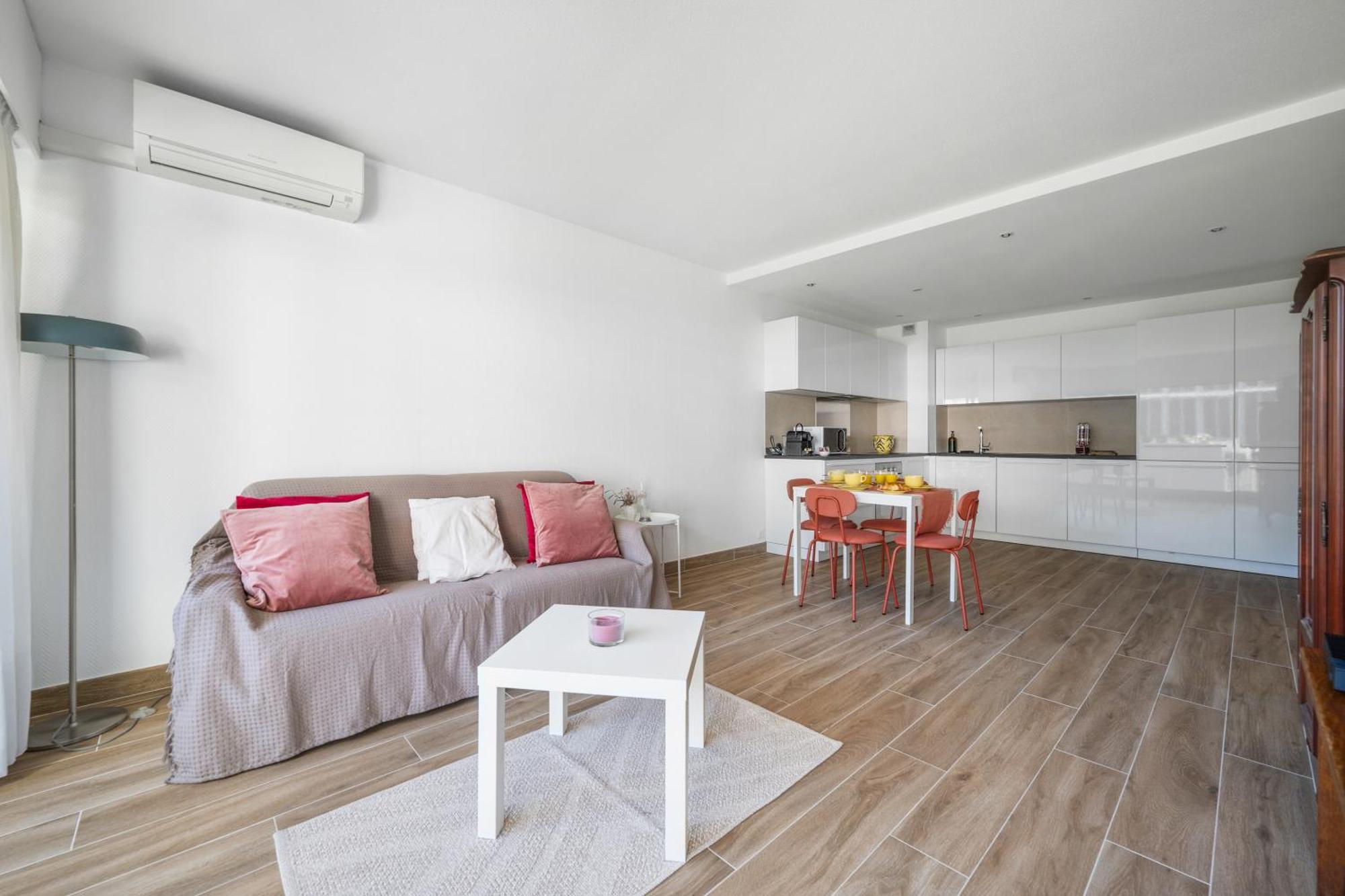 멍똥 Le Rocamare - Piscine Toit Terrasse - Parking Prive - Terrasse 아파트 외부 사진